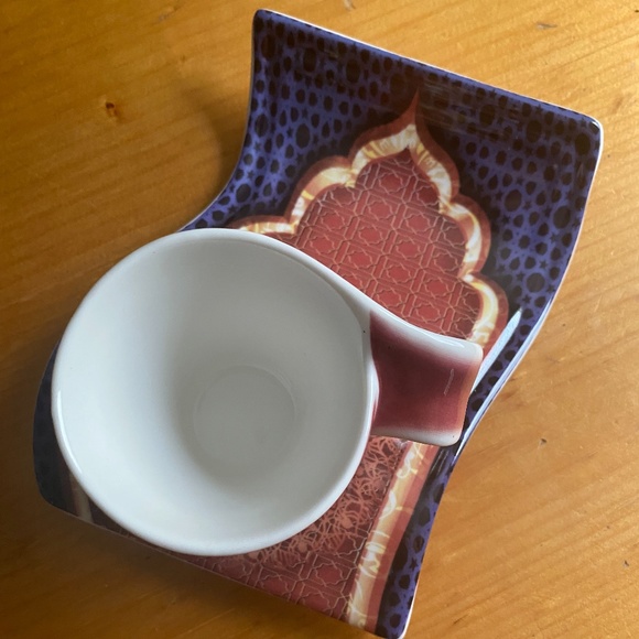 LitJoy A Kingdom of Brass Tea Cup & Saucer - Picture 5 of 5